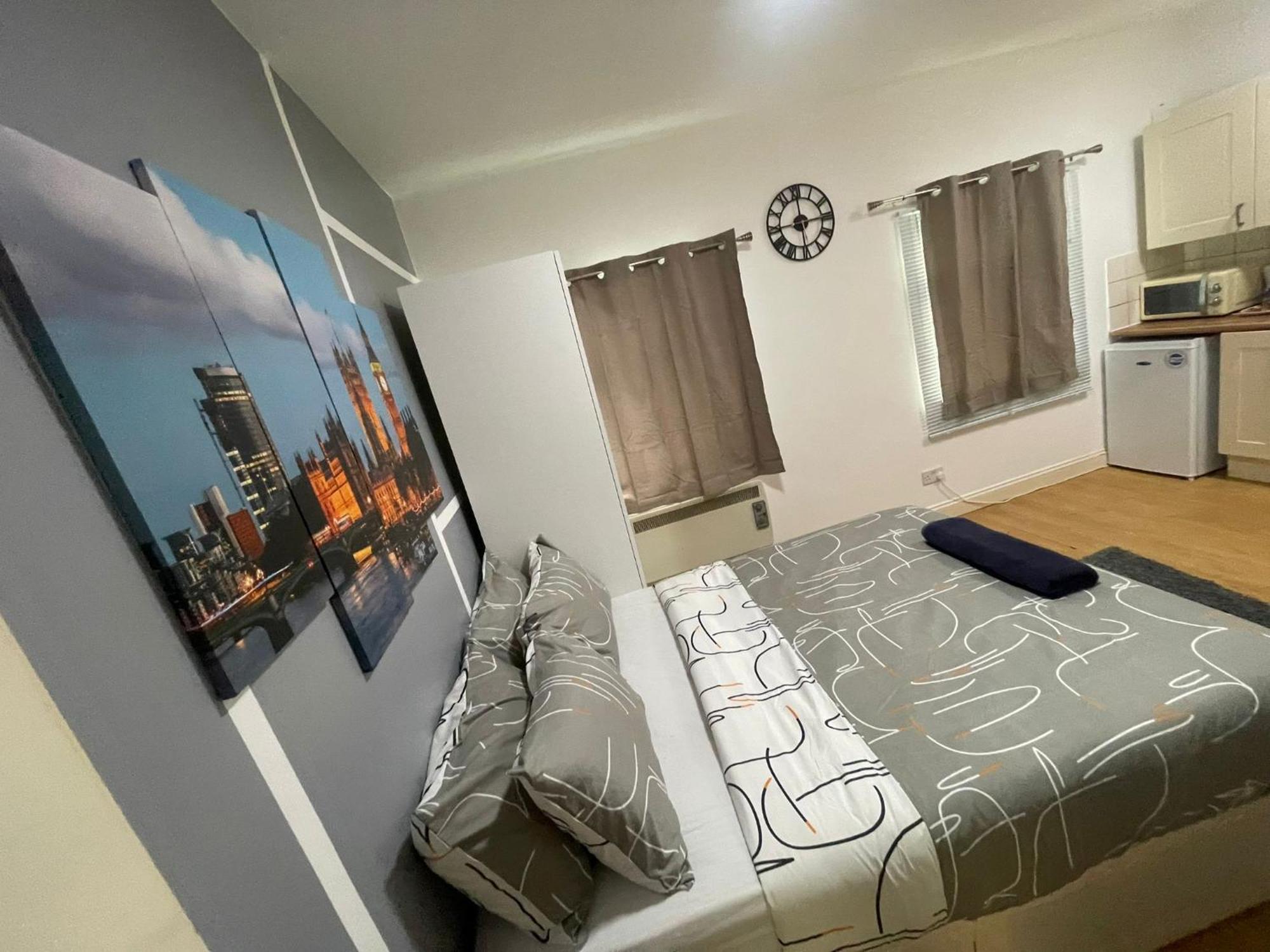 Chic Urban Retreat * London